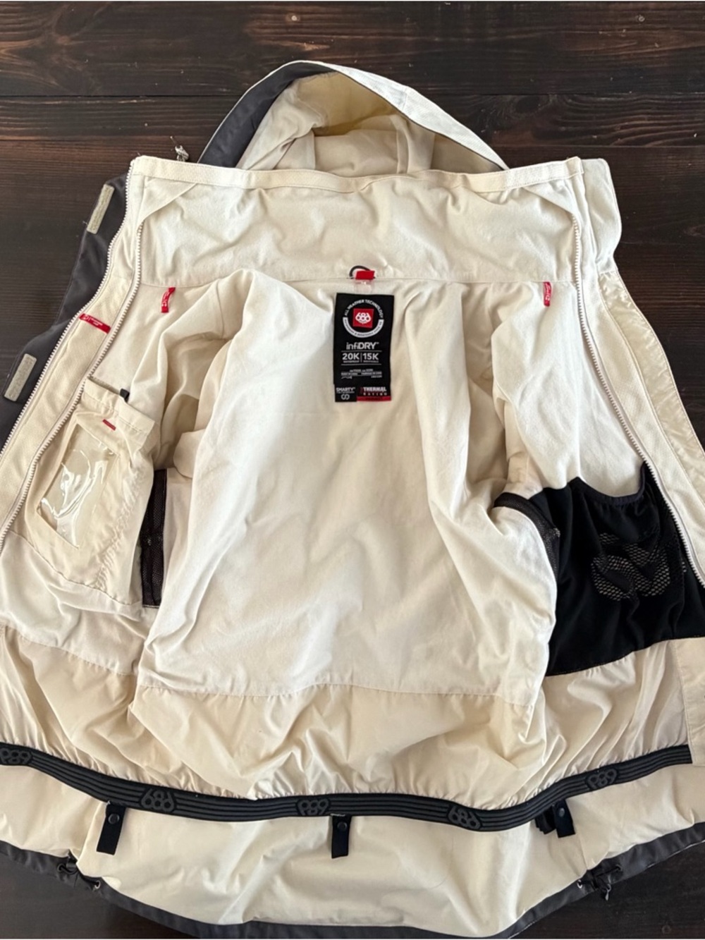 686 Spellbound Women's Ski Jacket Cream M - Picture 9 of 11